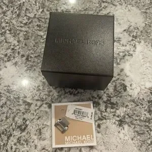 Michael Kors horn alabaster + silver tone midsized logo watch MICHAEL Michael Kors | Accessories | Michael Kors Horn  main image 3